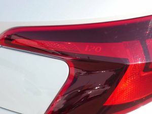 Hyundai i20 1.0TGDI 74KW 100CV 48V KLASS  - Foto 10