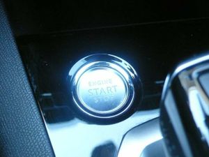 Peugeot 3008 Hybrid Hybrid 4 GT Pack 1.6 Plug-In 300CV AT8  - Foto 30