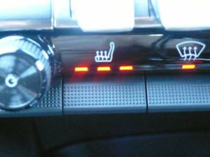 Peugeot 3008 Hybrid Hybrid 4 GT Pack 1.6 Plug-In 300CV AT8  - Foto 34