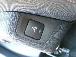 Peugeot 3008 Hybrid Hybrid 4 GT Pack 1.6 Plug-In 300CV AT8  - Foto 19