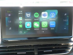 Peugeot 3008 Hybrid Hybrid 4 GT Pack 1.6 Plug-In 300CV AT8  - Foto 26
