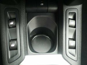 Citroën C-Elysée 1.6BLUEHDI SHINE 100  - Foto 25