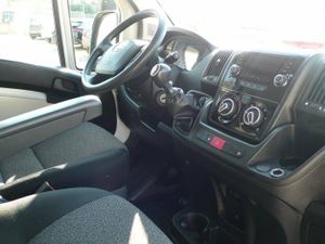 Fiat Ducato 35 L3H2 2.3 (140cv) VGT SCR Euro 6d-temp 4 Puertas  - Foto 14
