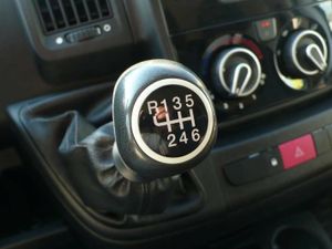 Fiat Ducato 35 L3H2 2.3 (140cv) VGT SCR Euro 6d-temp 4 Puertas  - Foto 17