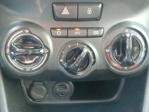 Peugeot 208 1.4HDi BUSINESS LINE 68cv  - Foto 15