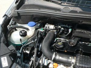 Peugeot 208 1.4HDi BUSINESS LINE 68cv  - Foto 26