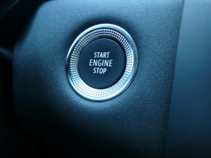Renault Captur TCe Intens 140CV GPF MICRO HIBRIDO  - Foto 23