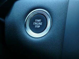 Renault Captur TCe Intens 140CV GPF MICRO HIBRIDO  - Foto 23