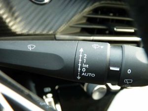 Peugeot 2008 ALLURE PACK BLUE HDI 110CV  - Foto 15