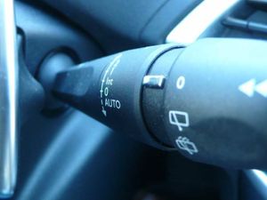 Peugeot 3008 1.6 HYBRID 225 Allure Aut.  - Foto 32