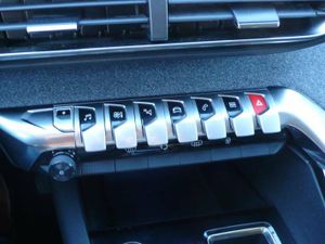 Peugeot 3008 1.6 HYBRID 225 Allure Aut.  - Foto 26