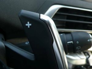 Peugeot 3008 1.6 HYBRID 4 300 GT Aut.  - Foto 40