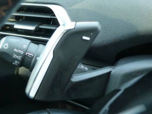 Peugeot 3008 1.6 HYBRID 4 300 GT Aut.  - Foto 46