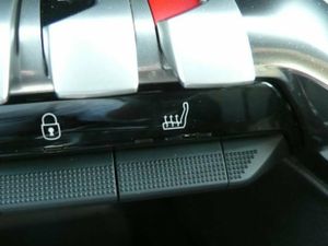 Peugeot 3008 1.6 HYBRID 4 300 GT Aut.  - Foto 34