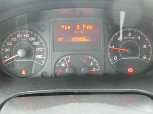 Citroën Jumper BlueHDi 103KW (140CV) Furgón 35L3H3 4 P  - Foto 17