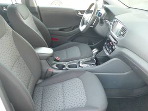 Hyundai IONIQ PHEV 5P GDI 1.6 141CV DT TECNO  - Foto 17