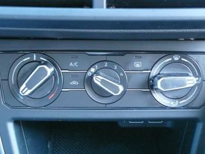 Volkswagen Polo Advance 1.0 TSI 95CV  - Foto 19