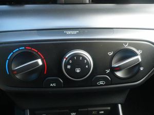 Hyundai i20 1.0TGDI 74KW 100CV 48V KLASS  - Foto 21