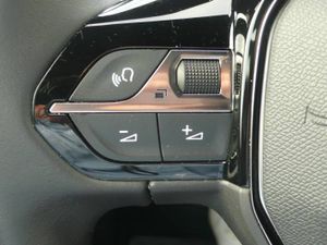 Peugeot 2008 1.2 Allure Pack 130 EAT8  - Foto 10