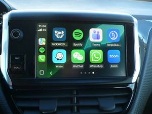 Peugeot 2008 1.2 PureTech S&S ALLURE EAT6 110CV  - Foto 18