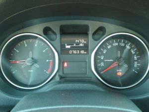 Citroën C-Elysée 1.5 BlueHDi Shine 100  - Foto 26