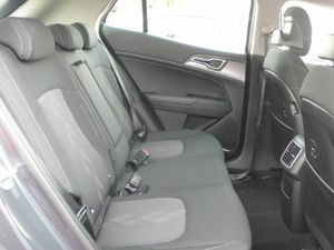 Kia Sportage 1.6T-GDI MHEV 110KW 150CV DRIVE  - Foto 13