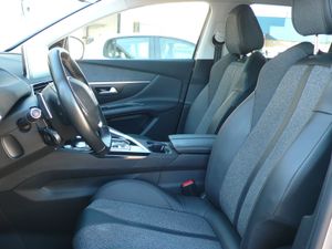 Peugeot 3008 Hybrid 1.6 HYBRID 225 Allure Aut. - Foto 8