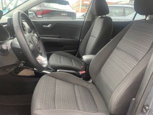 Kia Stonic 1.0 T-GDi 88kW (120CV) MHEV Drive DCT  - Foto 8