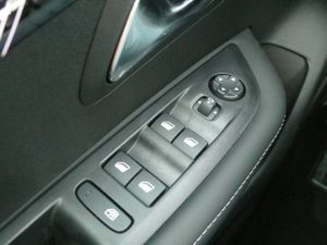 Peugeot 208 N208 5P Allure HYBRID 100 eDCS6  - Foto 8