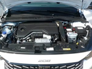 Peugeot 208 N208 5P Allure HYBRID 100 eDCS6  - Foto 39