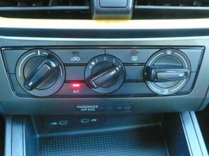 Seat Ibiza 1.0 MPI 59kW (80CV) Reference Plus  - Foto 17