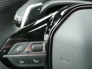 Peugeot 2008 GT 1.5 BLUEHDI 130CV EAT8  - Foto 18