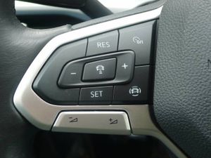 Volkswagen Golf Berlina 2.0 TDI  - Foto 29