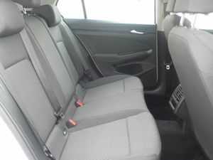 Volkswagen Golf Berlina 2.0 TDI  - Foto 11