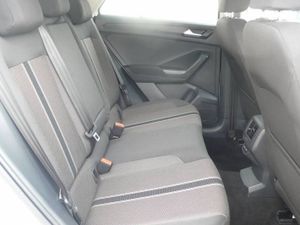 Volkswagen T-Roc Advance R-Line 1.0 TSI 81kW (110CV)  - Foto 14