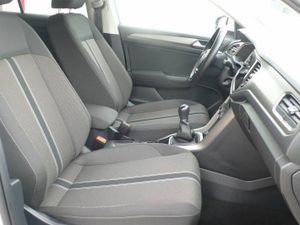Volkswagen T-Roc Advance R-Line 1.0 TSI 81kW (110CV)  - Foto 16