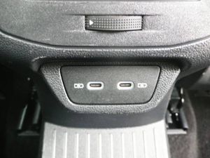 Volkswagen T-Roc Advance R-Line 1.0 TSI 81kW (110CV)  - Foto 15