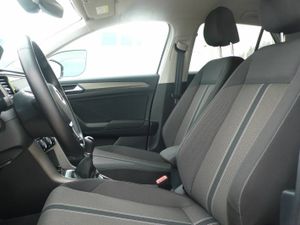 Volkswagen T-Roc Advance R-Line 1.0 TSI 81kW (110CV)  - Foto 10