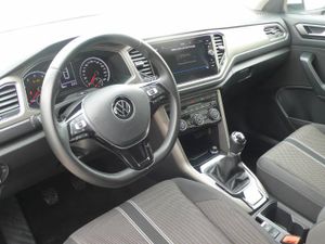 Volkswagen T-Roc Advance R-Line 1.0 TSI 81kW (110CV)  - Foto 3