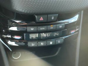 Peugeot 2008 1.2 PureTech S&S ALLURE EAT6 110CV - Foto 23