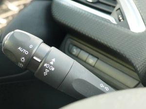 Peugeot 2008 1.2 PureTech S&S ALLURE EAT6 110CV - Foto 29