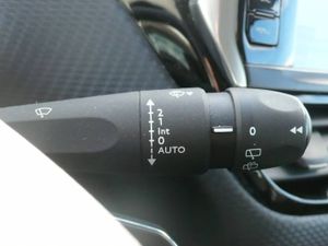Peugeot 2008 1.2 PureTech S&S ALLURE EAT6 110CV  - Foto 26