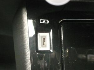Peugeot 2008 1.2 Allure Pack 130 EAT8  - Foto 18
