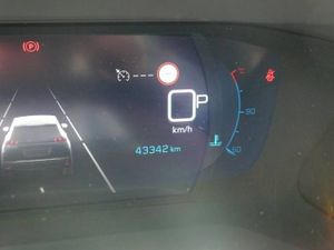 Peugeot 2008 1.2 Allure Pack 130 EAT8  - Foto 13