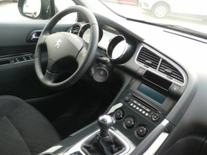 Peugeot 3008 1.6 ACCESS  - Foto 14