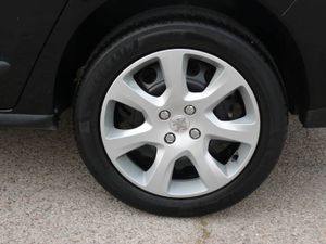 Peugeot 3008 1.6 ACCESS  - Foto 8