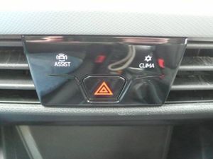 Volkswagen Golf Berlina 2.0 TDI  - Foto 21