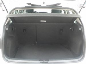 Volkswagen Golf Berlina 2.0 TDI  - Foto 10