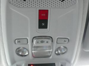 Peugeot 208 208 5P Style Puretech 100 S&S 6 Vel. MAN  - Foto 17