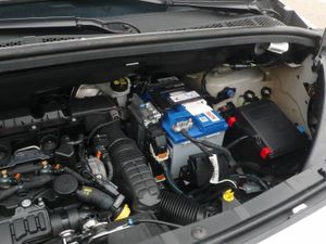 Peugeot Partner Standard 600kg BlueHDi 73kW 4 Puertas  - Foto 30